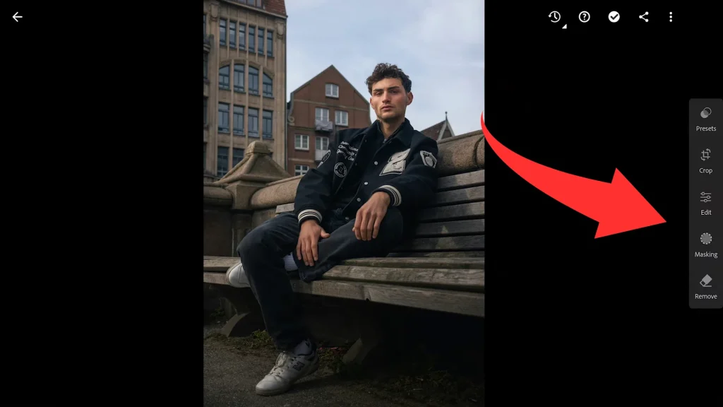 Blur Background in Lightroom Mobile